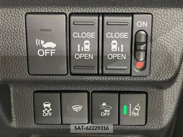 Honda FREED HYBRID 2017-04 396655-6