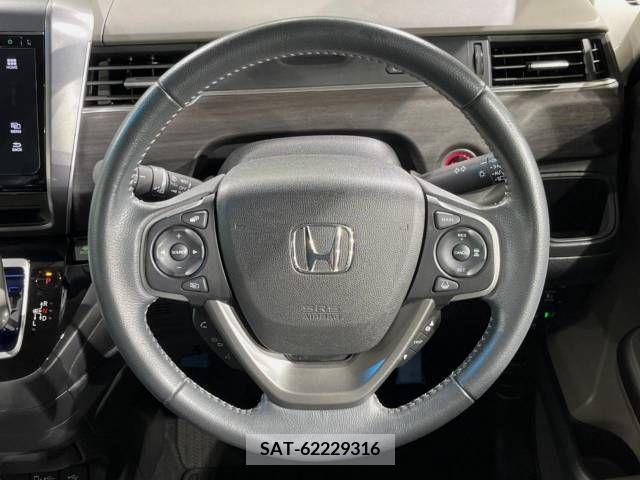 Honda FREED HYBRID 2017-04 396655-12