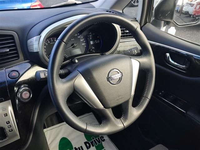Nissan ELGRAND 2012-06 541-10