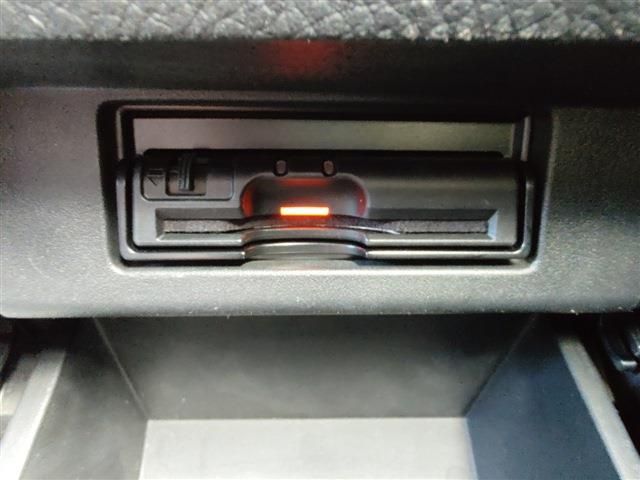 Nissan ELGRAND 2012-06 541-12