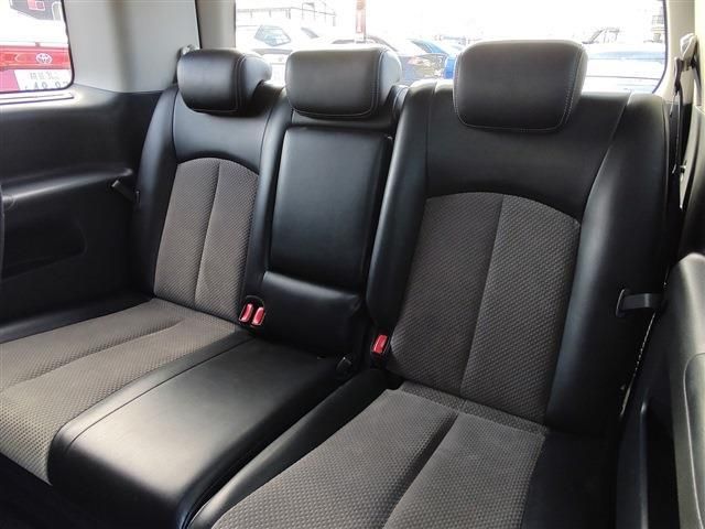 Nissan ELGRAND 2012-06 541-17
