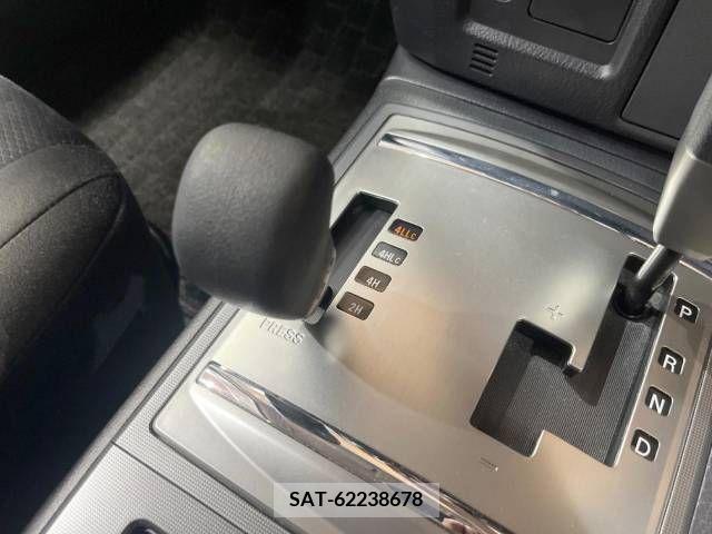 Mitsubishi PAJERO 2010-08 365939-5
