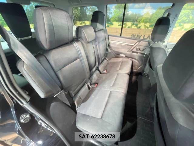 Mitsubishi PAJERO 2010-08 365939-8