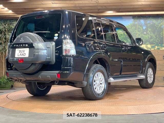 Mitsubishi PAJERO 2010-08 365939-17