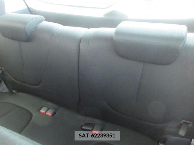 Mazda BIANTE 2012-01 261676-6