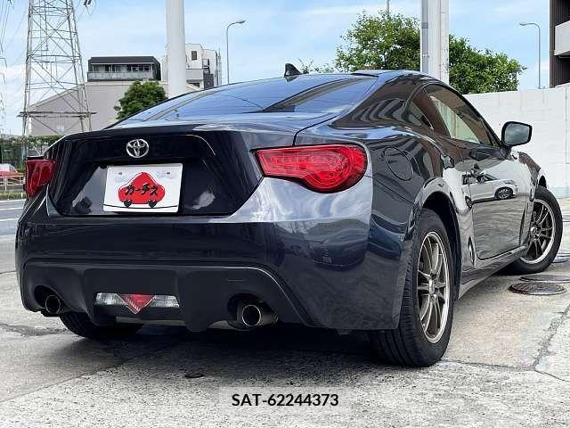 Toyota 86 2014-09 269095-2
