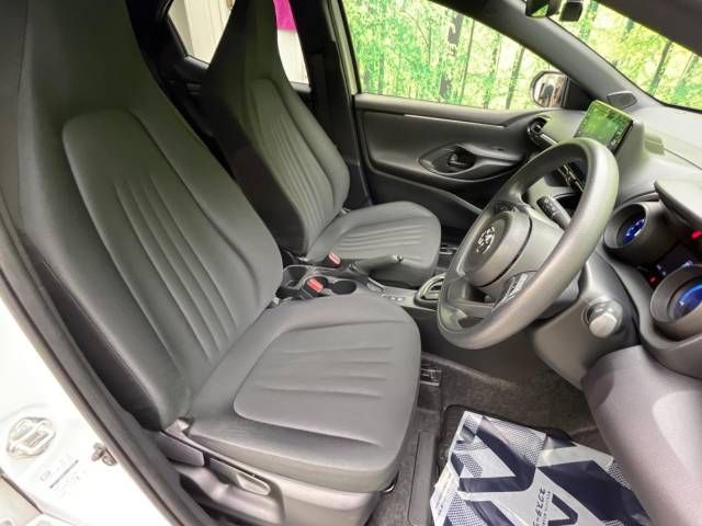 Toyota YARIS 2021-06 27395-8
