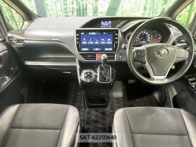 Toyota NOAH 2019-08 232921-1