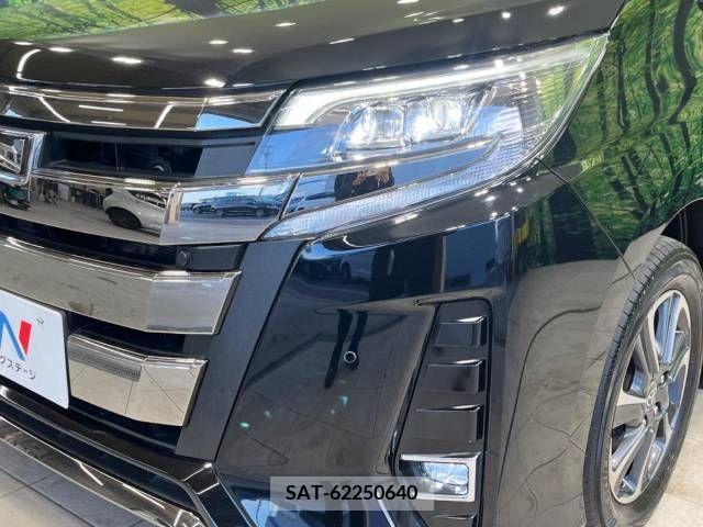 Toyota NOAH 2019-08 232921-9