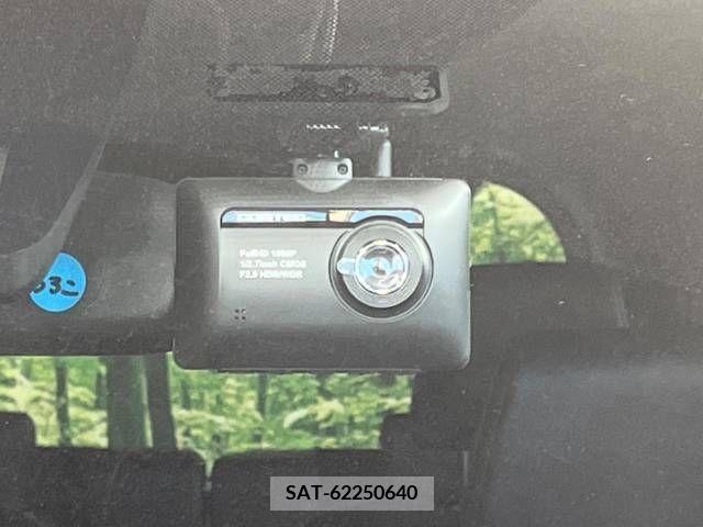 Toyota NOAH 2019-08 232921-7
