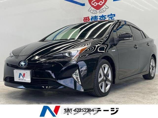 Toyota PRIUS 2017-01 366658-0