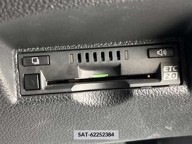 Toyota PRIUS 2017-01 366658-6