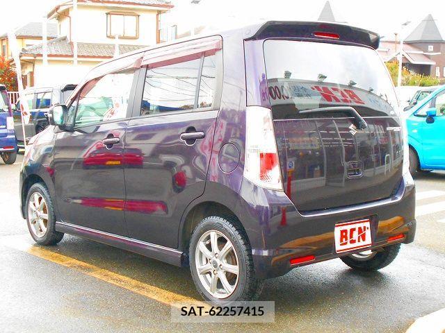Suzuki WAGON R 2011-11 236777-8
