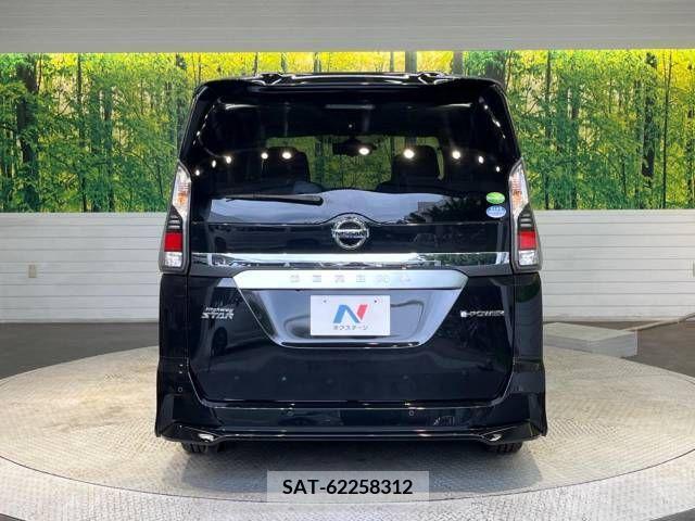 Nissan SERENA 2019-02 243803-15