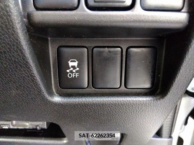 Mitsubishi EK SPACE 2014-09 205032-10