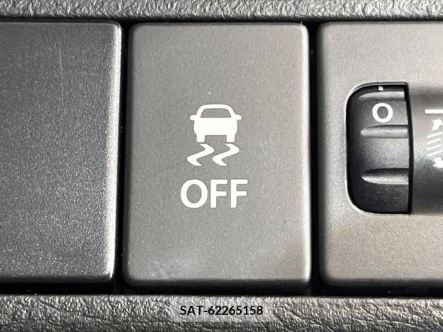 Suzuki ALTO 2018-08 355812-7