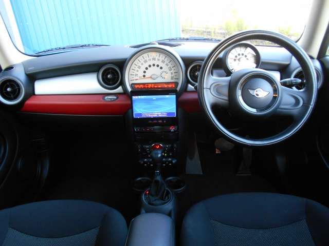 Bmw MINI 2012-02 14938-9