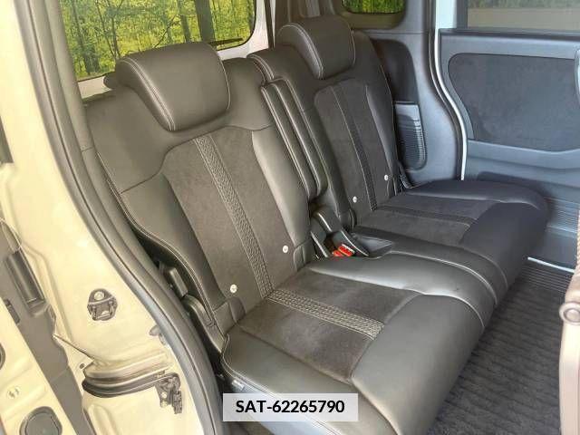 Honda N BOX CUSTOM 2022-04 364782-9