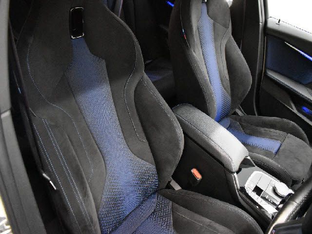 Bmw 1 SERIES 2020-10 22195-6