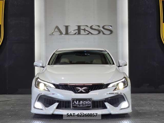 Toyota MARK X 2013-02 335386-11