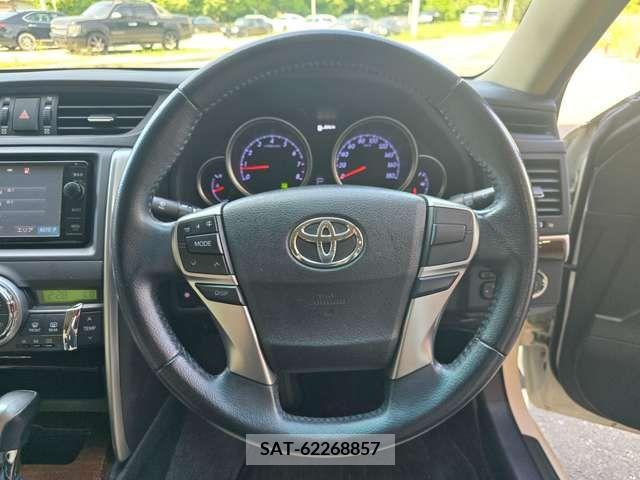 Toyota MARK X 2013-02 335386-19