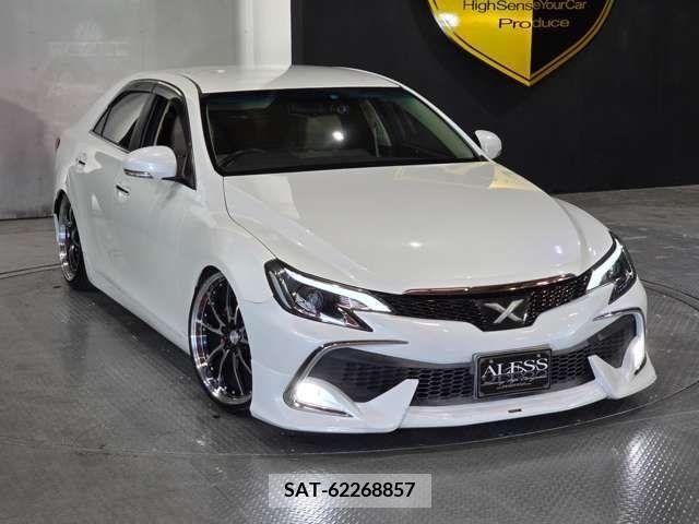 Toyota MARK X 2013-02 335386-1