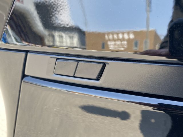 Toyota NOAH 2023-06 14983-24
