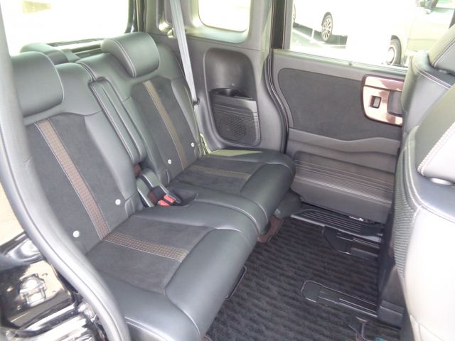 Honda N BOX CUSTOM 2019-12 1725-19