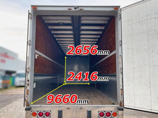 Nissan QUON 2011-12 2140-4