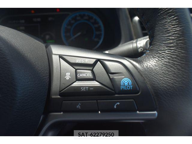 Nissan LEAF 2021-02 377102-5
