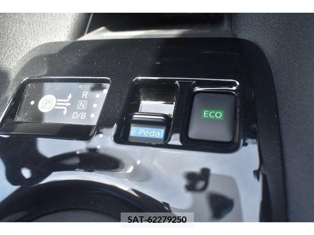 Nissan LEAF 2021-02 377102-4