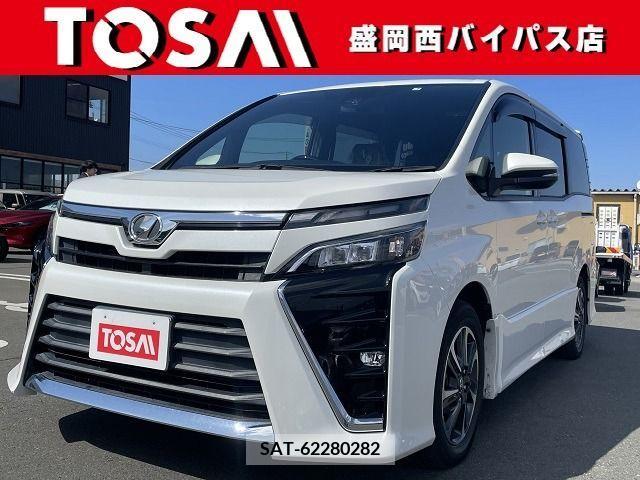 Toyota VOXY 2017-07 232142-0