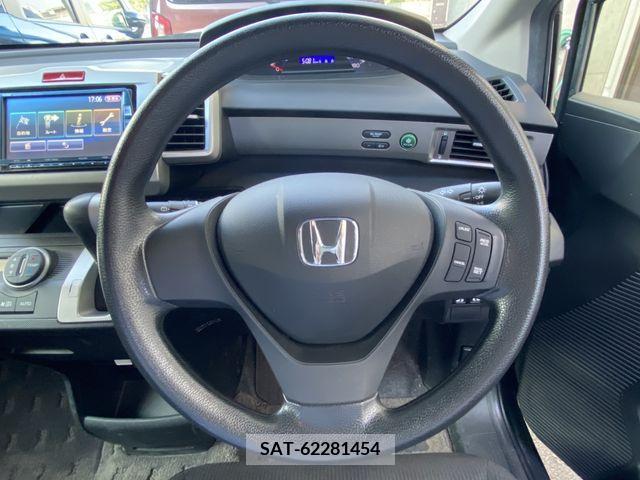 Honda FREED 2012-04 360557-2