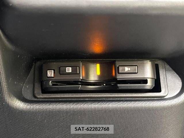 Toyota AQUA 2016-10 378556-4