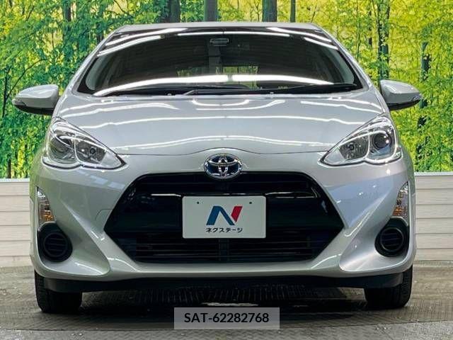 Toyota AQUA 2016-10 378556-14