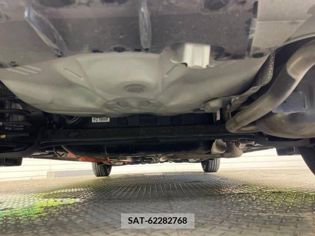 Toyota AQUA 2016-10 378556-19
