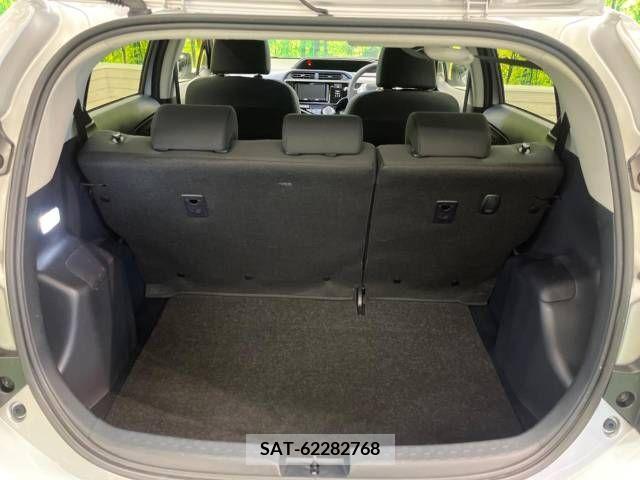 Toyota AQUA 2016-10 378556-10