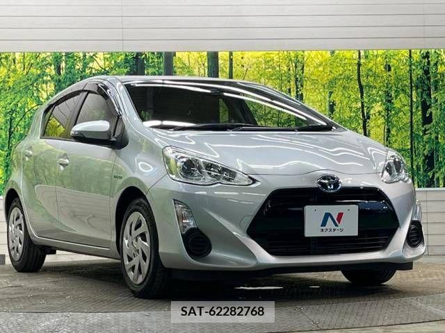 Toyota AQUA 2016-10 378556-16