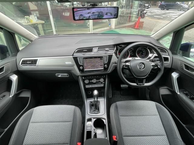 VolksWagen GOLF TOURAN 2016-09 24505-11