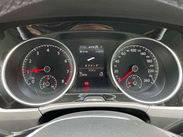 VolksWagen GOLF TOURAN 2016-09 24505-13