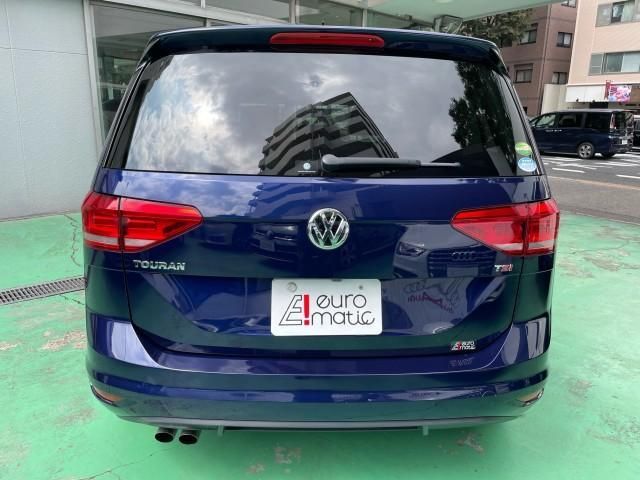 VolksWagen GOLF TOURAN 2016-09 24505-2