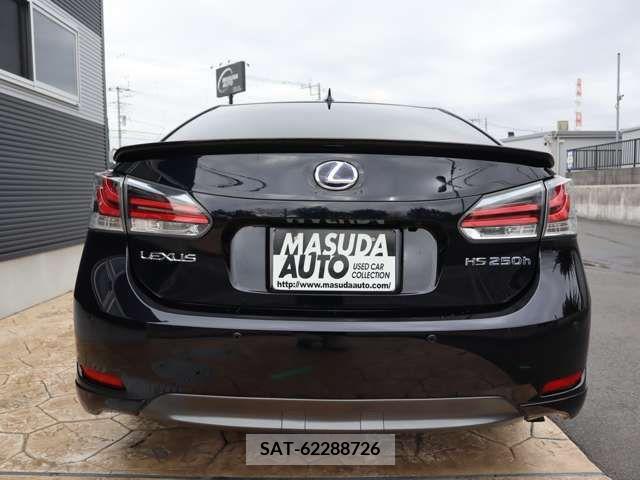 Lexus HS 2016-03 224221-5