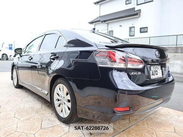 Lexus HS 2016-03 224221-4