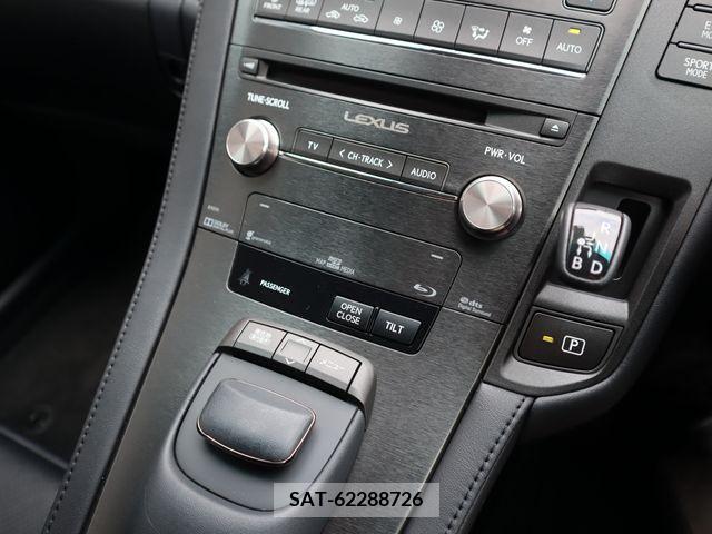 Lexus HS 2016-03 224221-16