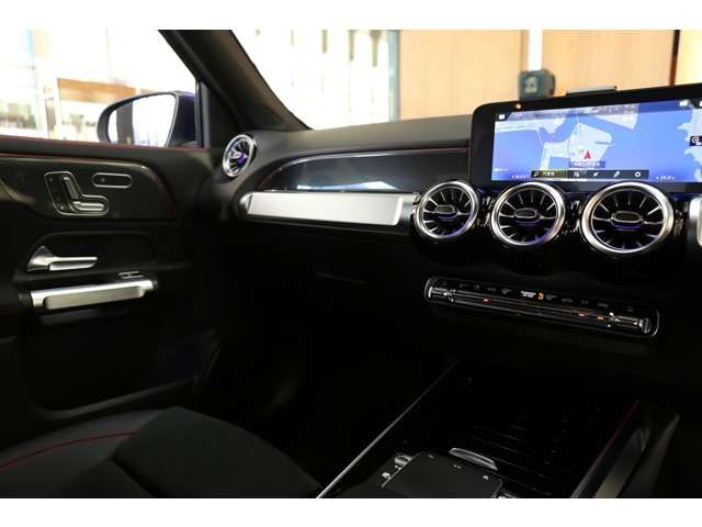 Mercedes Benz GLB-CLASS 2023-08 181793-14