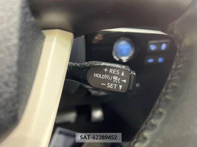Toyota PRIUS 2016-12 322358-5