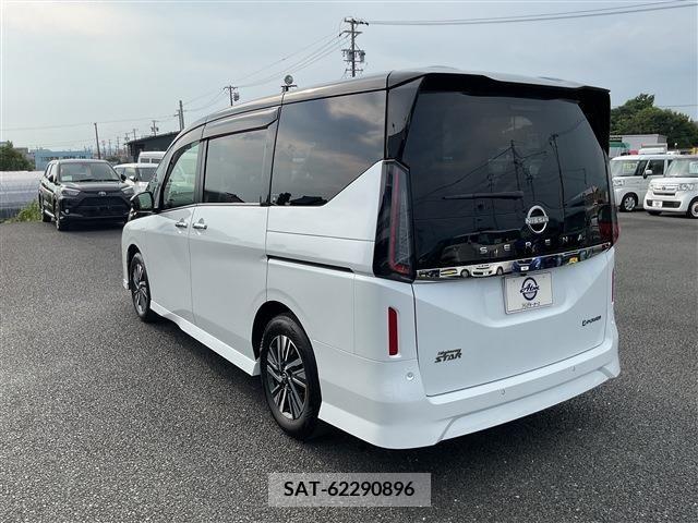 Nissan SERENA 2024-01 343067-28