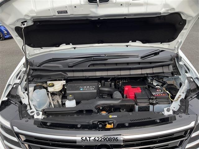 Nissan SERENA 2024-01 343067-26