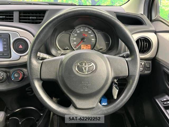 Toyota VITZ 2013-12 394853-11