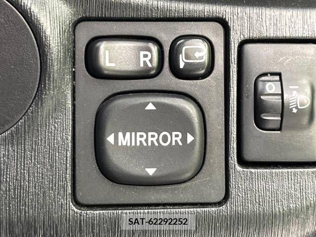 Toyota VITZ 2013-12 394853-3